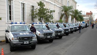 camionetaspolicia.jpg