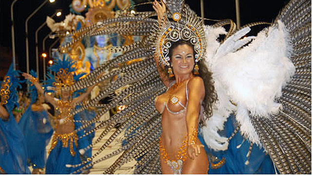 CarnavalGualeguaychu.jpg