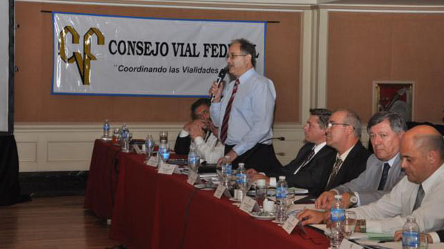 JorgeRodriguezVialidadConsejoFederalVial20120418.jpg