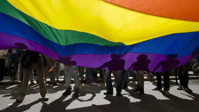 BanderaDerechosHomosexuales_20120802