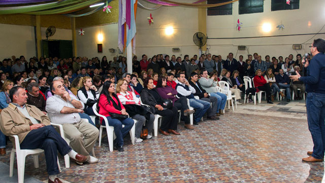 MilitantesGualeguaychúGuastavino_20121012