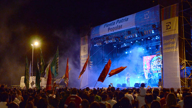 FiestaPatriaPopular20121210.jpg