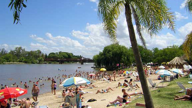 PlayaGualeguaychu.jpg