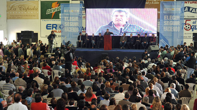 UrribarriVillaguayElecciones20130702.jpg