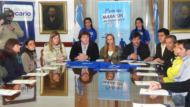 MaydaCrestoInaubeproMaraton20130822.jpg