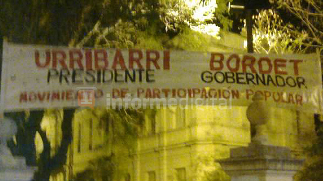 CartelUrribarriPresidenteBordetGobernador20131105.jpg