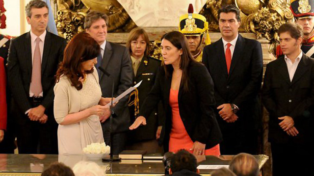 CristinaRodriguezJuramento20131204.jpg