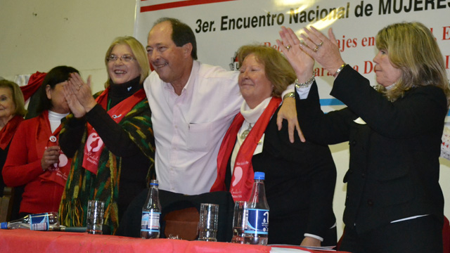 ErnestoSanzParanaEncuentroMujeresRadicales20140620.jpg