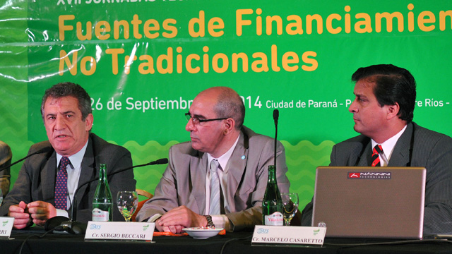 JornadaTributariaUrribarriCasaretto20140926.jpg