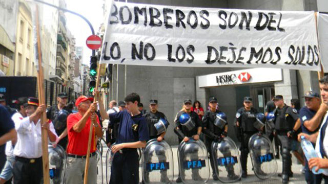 BomberoVoluntariosEntreRiosBuenosAires20141215.jpg