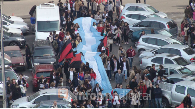 2015-06-17 Marcha AgmerParana2.jpg