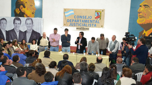 MesaSindical2015ConcordiaCresto.jpg