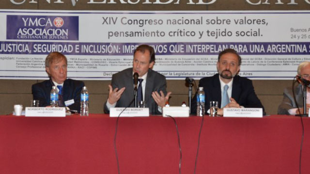 BordetUcaFederalismo20150923.jpg