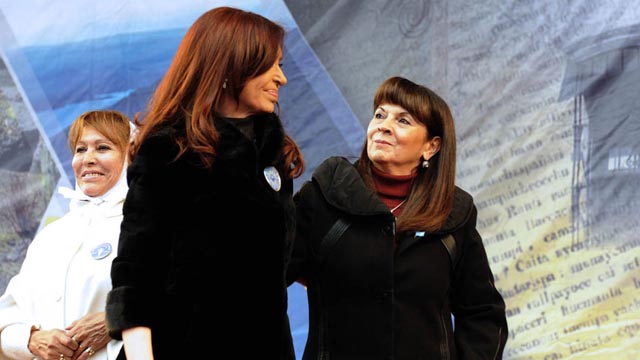 SusanaTrimarcoCristinaKirchner.jpg