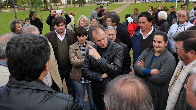 GustavoBordetJuntasGobierno20160517.jpg