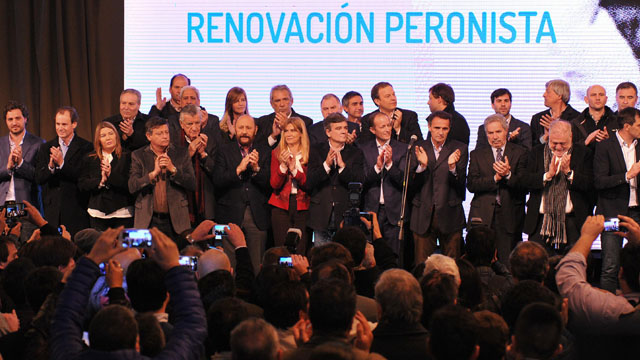 RenovacionPeronistaGustavoBordetEntreRiosAntonioCafiero20160906.jpg