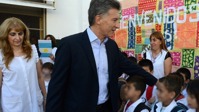 Macri docentealumnos.jpg