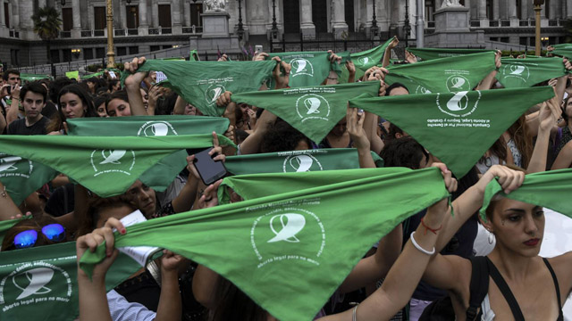 AbortoLegalArgentina20180219.jpg