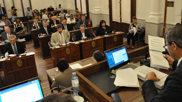 SenadoSenadores.jpg