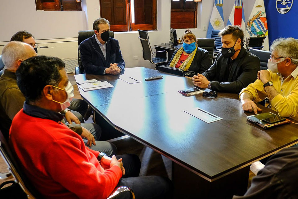 Bahl recibió a vecinos