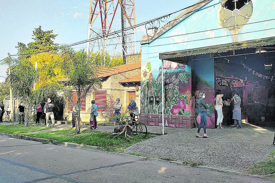 Abre la Feria del Mercado Popular
