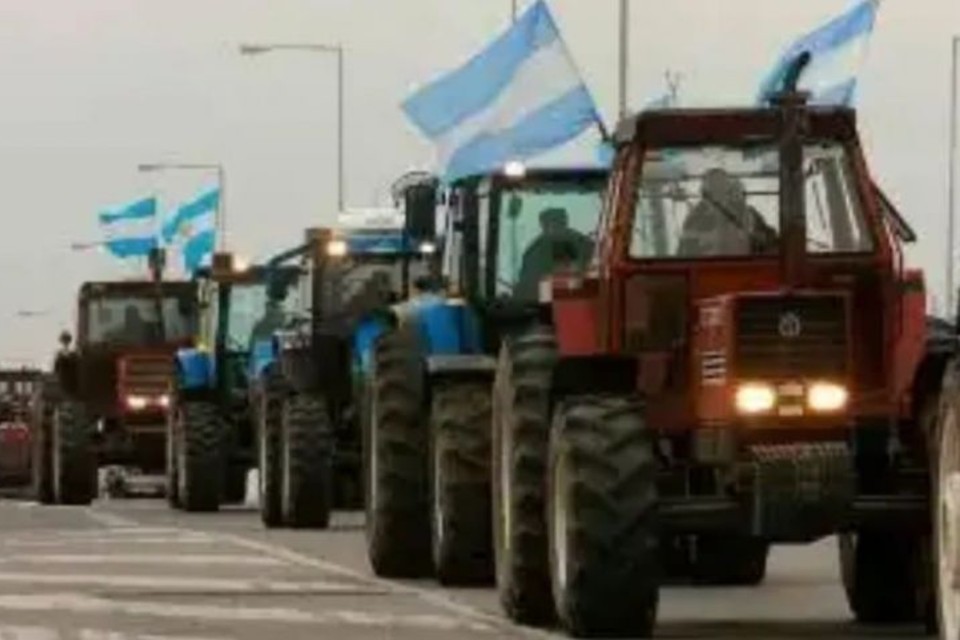 tractorazo marcha campo