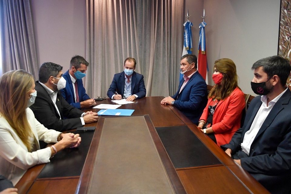 Avanza la obra de cloacas más importante de la ciudad