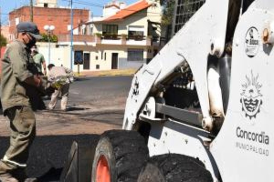 Intensivo plan municipal de bacheo y arreglo de calles