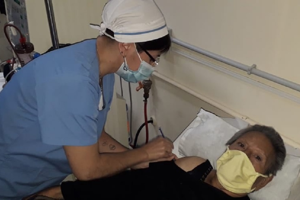 El San Blas vacuna a personas dializadas de la ciudad