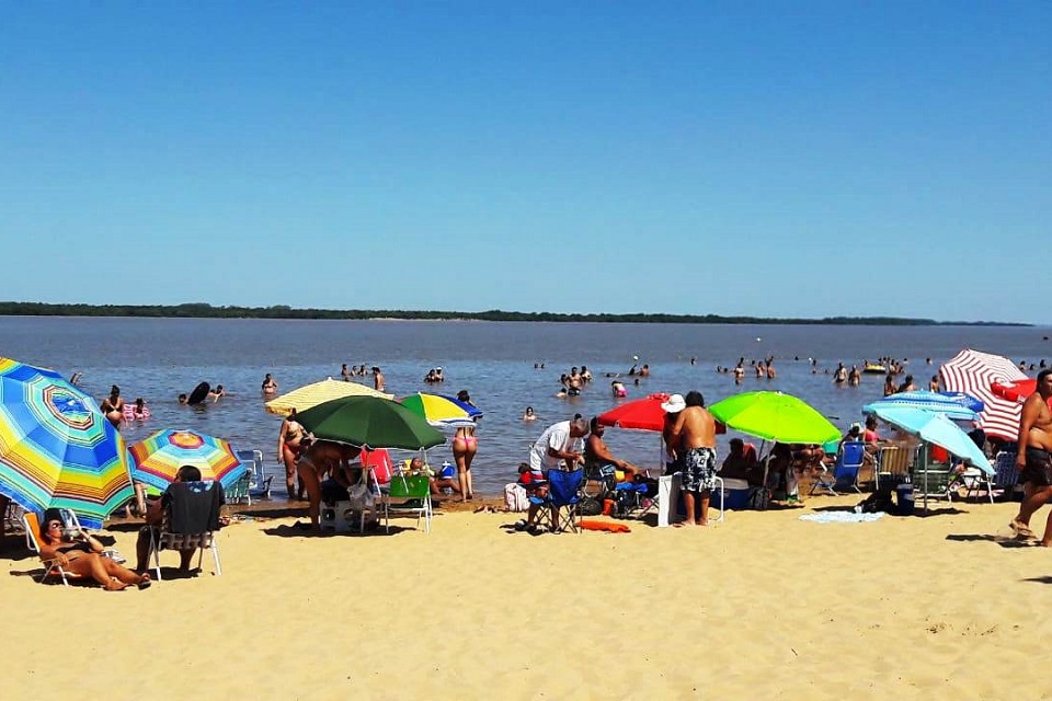 Explotaron las playas uruguayenses