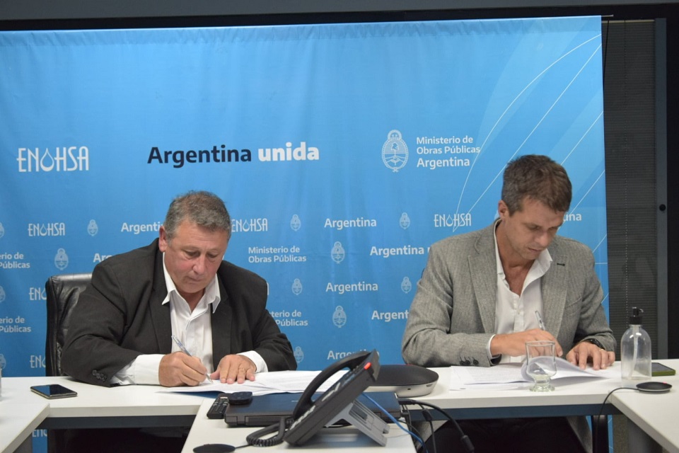 Acuerdo para realizar una nueva red de agua potable