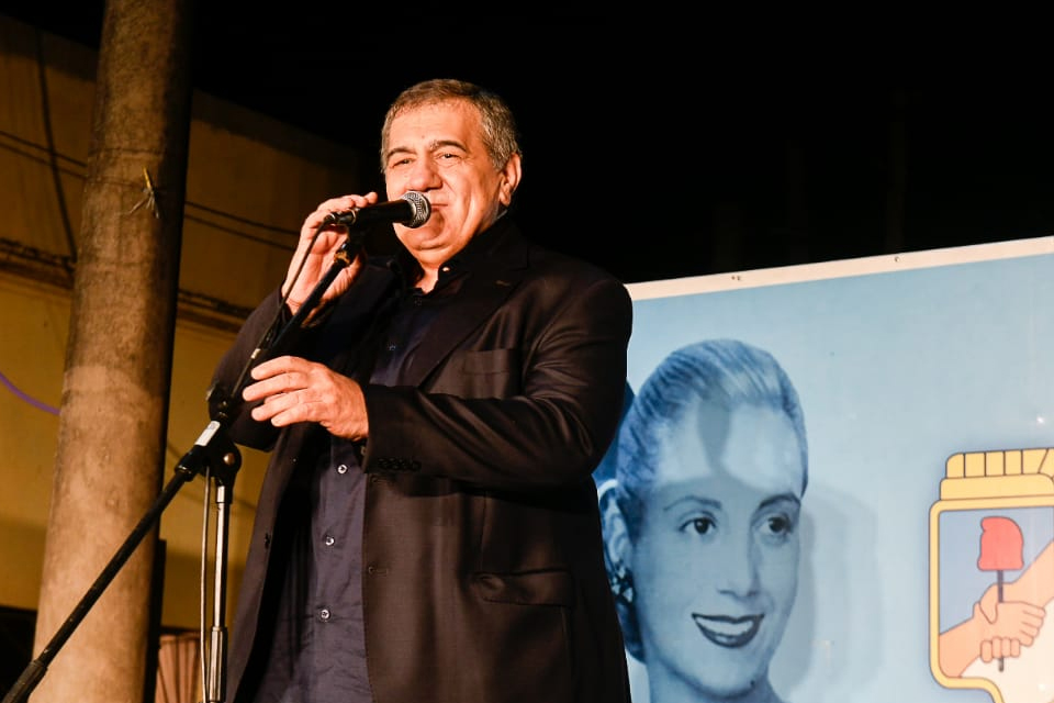 Stratta junto a Cáceres en Victoria.