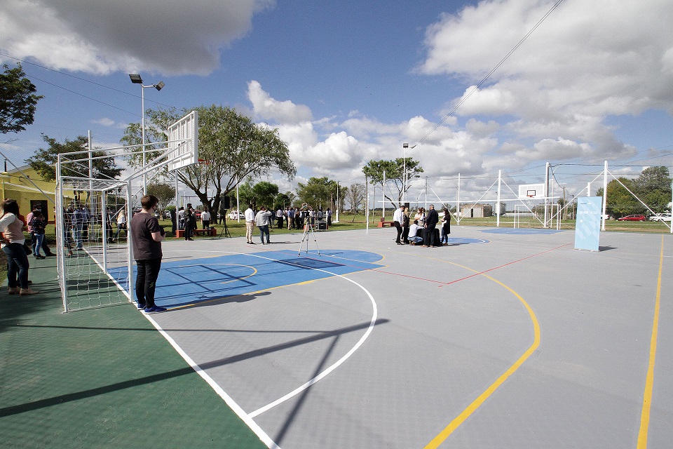 playon escuelas 