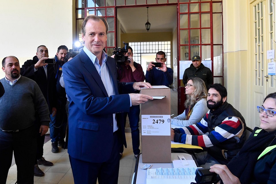 bordet elecciones votando