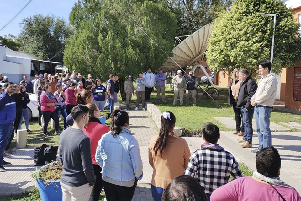 El municipio otorgó aumento del 15% a sus trabajadores